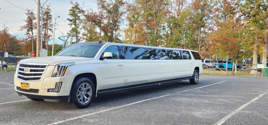 Best Luxury Prom Limousine Chauffeur Services in New York 2023